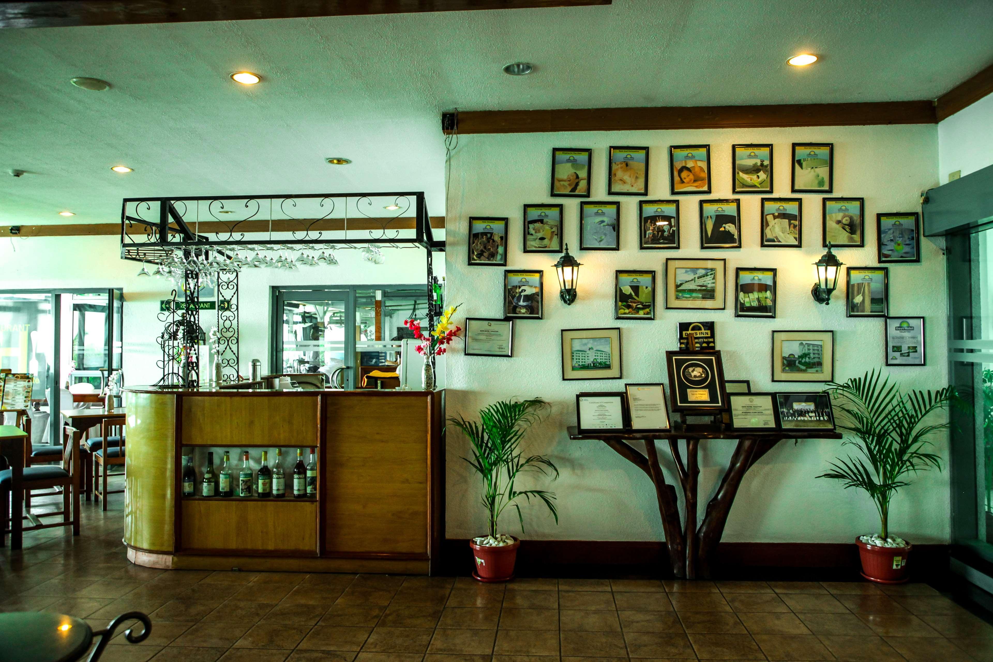 Days Hotel Tagaytay Tagaytay City Esterno foto