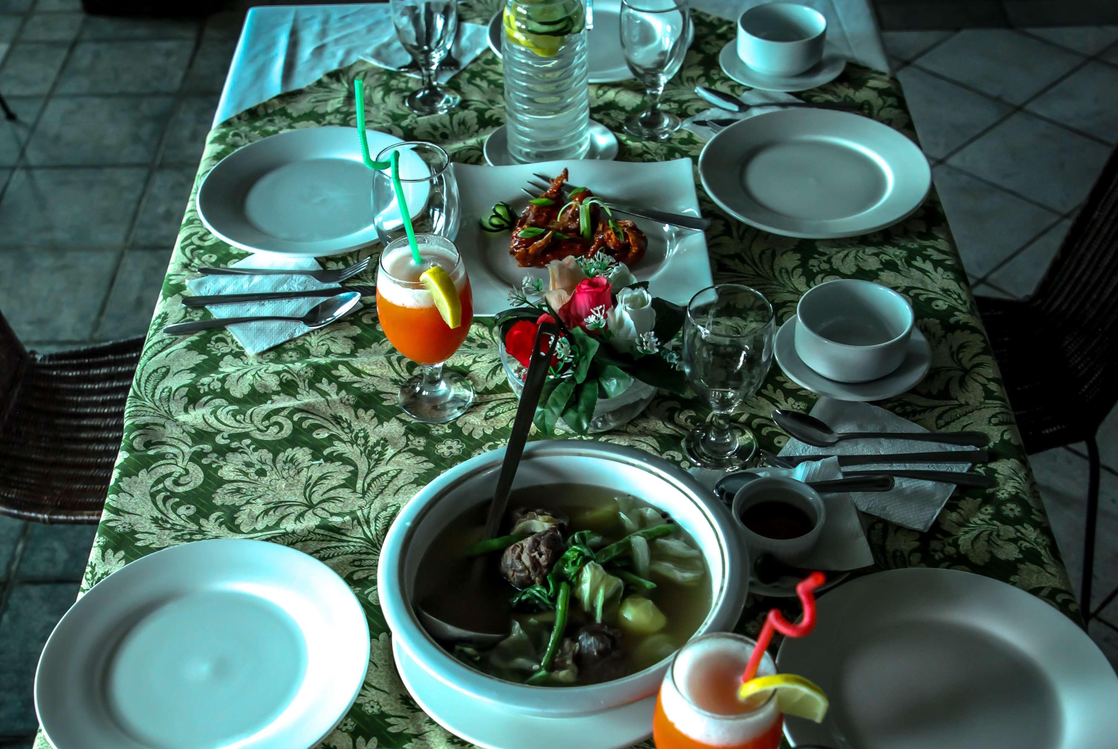 Days Hotel Tagaytay Tagaytay City Esterno foto