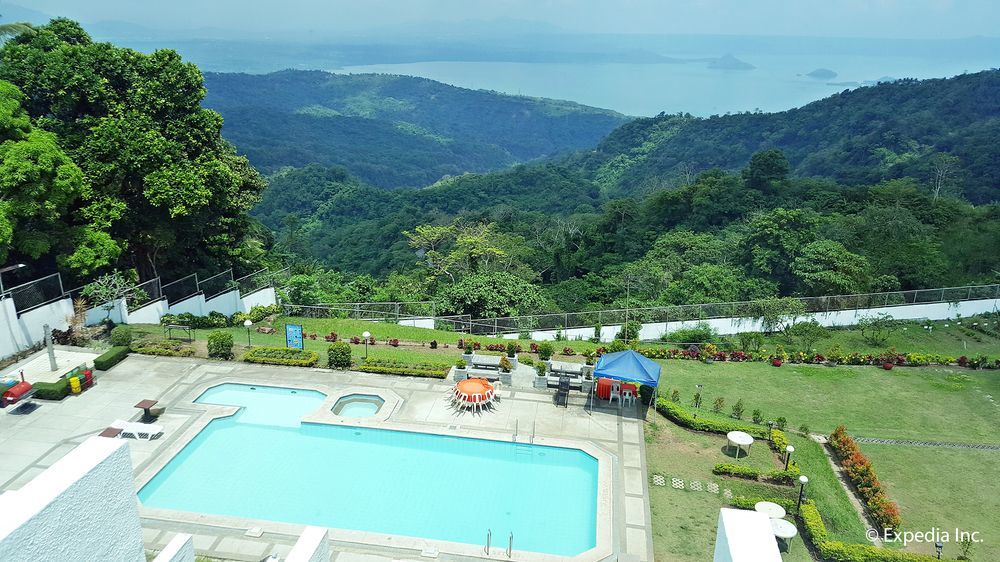 Days Hotel Tagaytay Tagaytay City Esterno foto